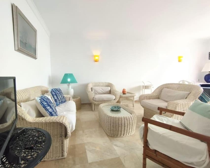 Beautiful 2 Bedroom In Calle Carabeo, Nerja Eksteriør billede