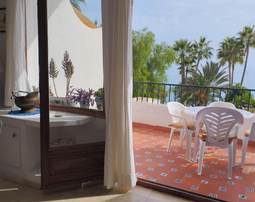 Beautiful 2 Bedroom In Calle Carabeo, Nerja Eksteriør billede